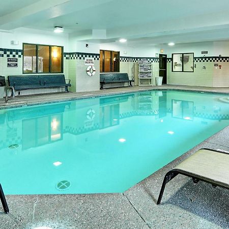 Phoenix Inn Suites אלבני מראה חיצוני תמונה