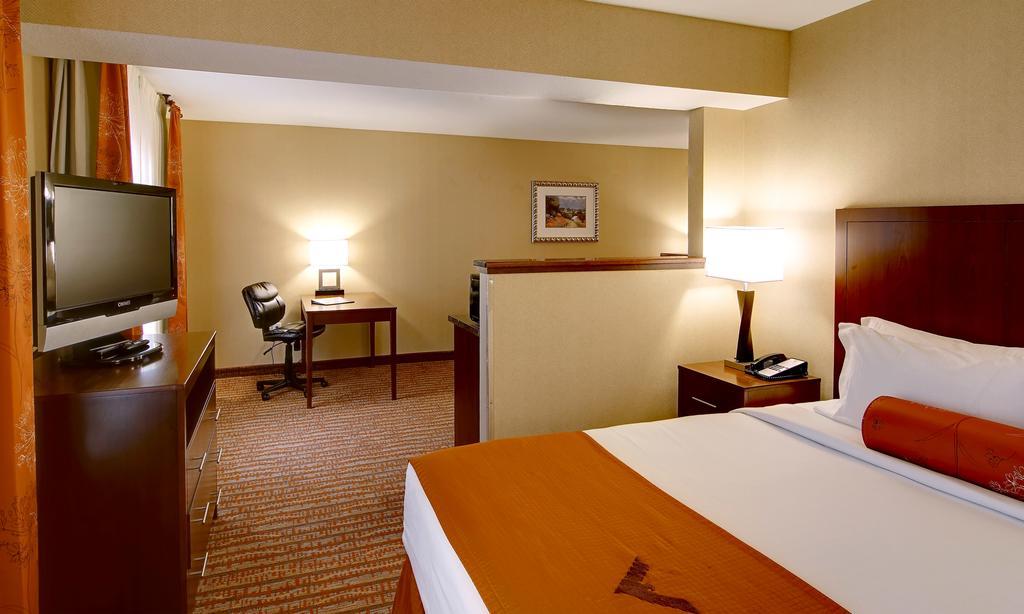 Phoenix Inn Suites אלבני מראה חיצוני תמונה