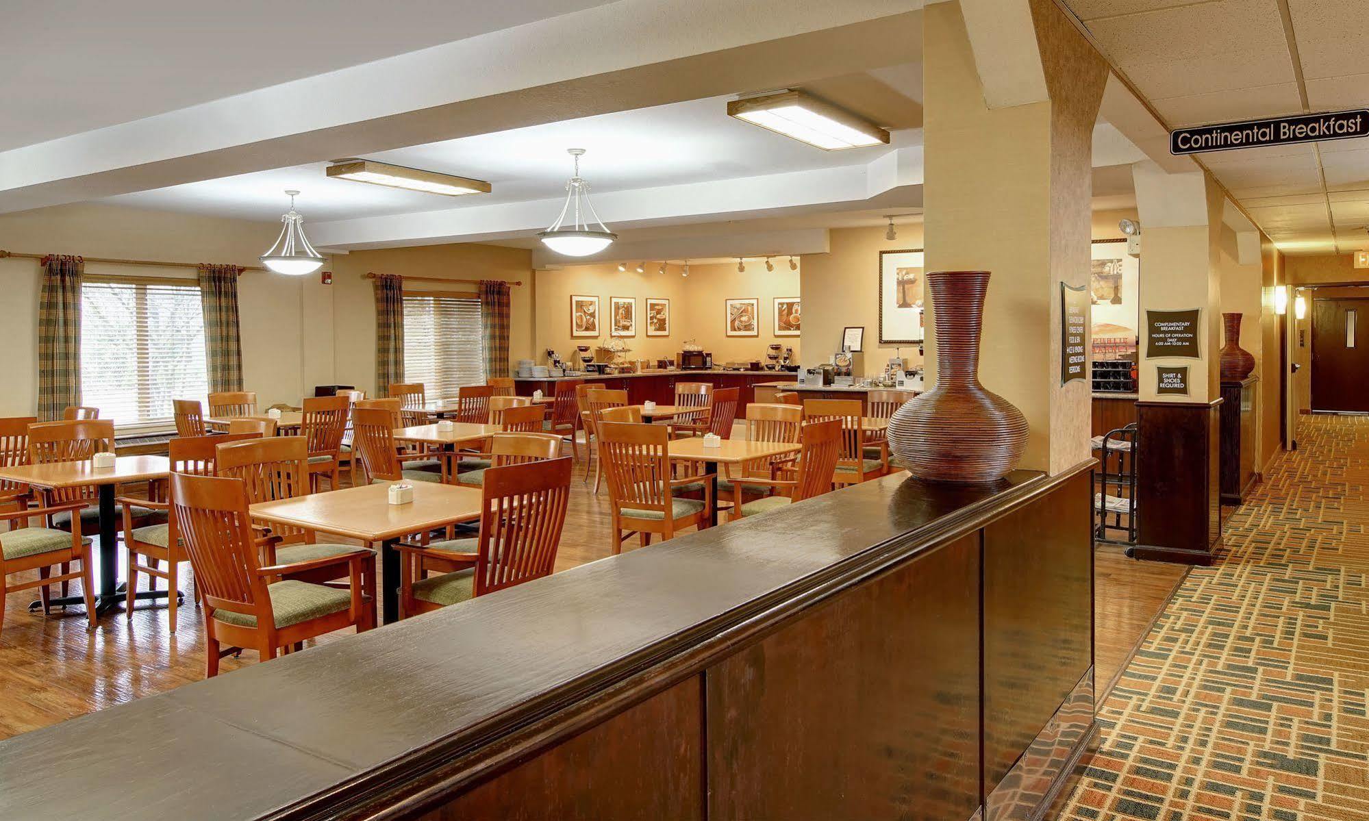Phoenix Inn Suites אלבני מראה חיצוני תמונה