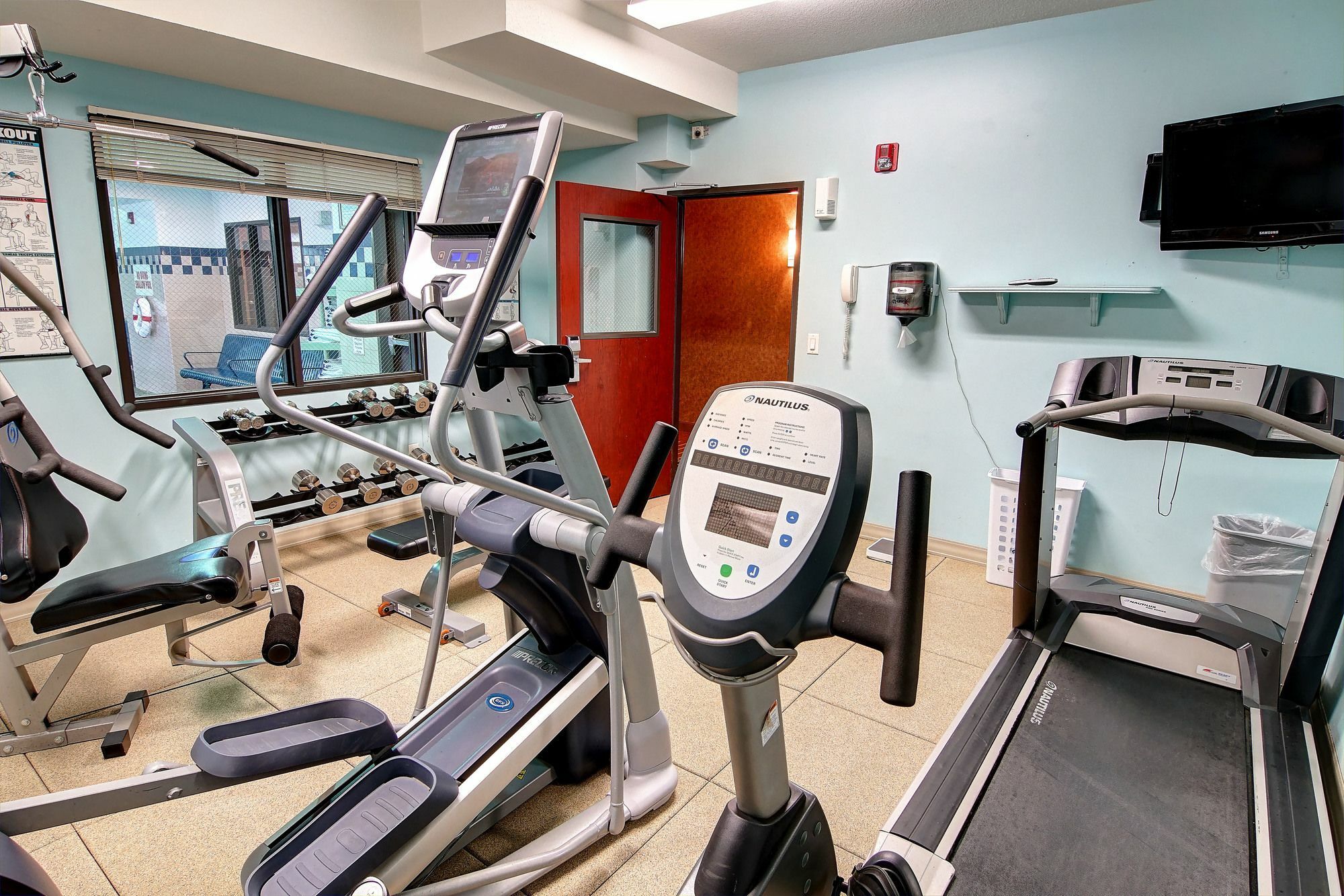 Phoenix Inn Suites אלבני מראה חיצוני תמונה